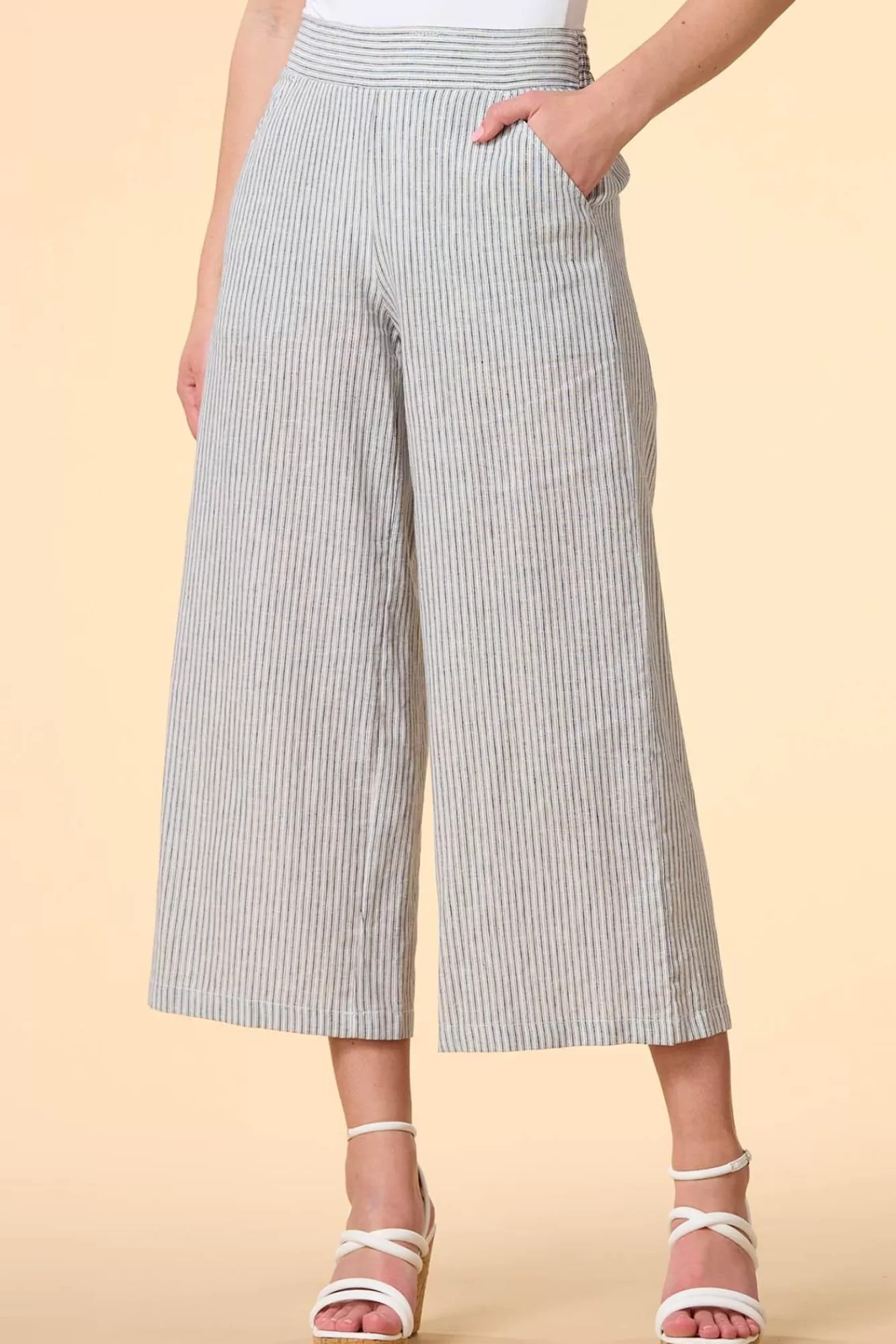 Women Versona Thin Line Pants