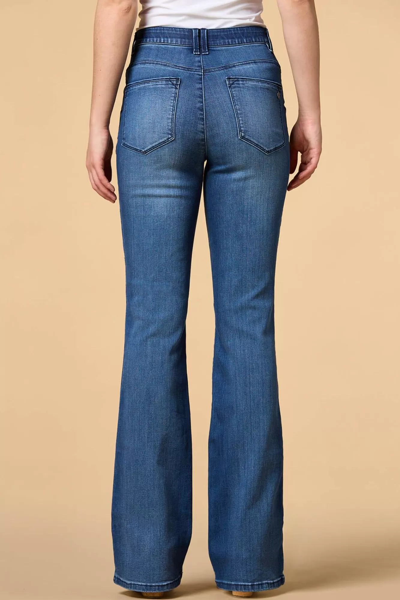 Women Versona Walking On Flare Jeans