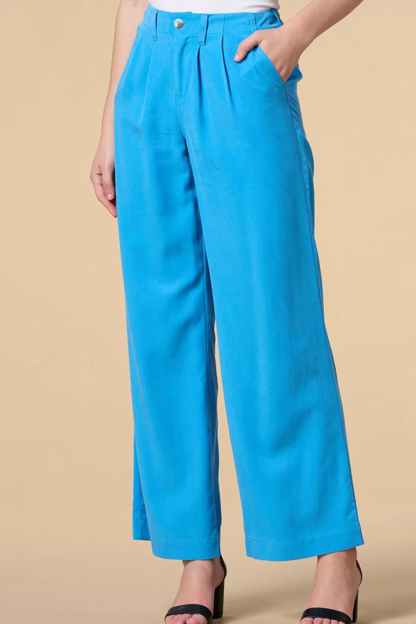 Women Versona Youre So Smooth Trousers